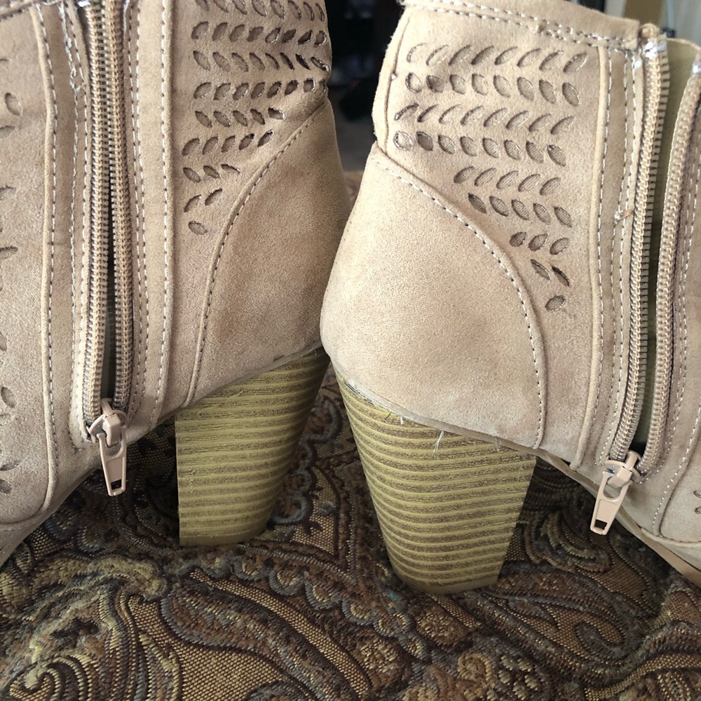 Ana blonde booties - Picture 2 of 6